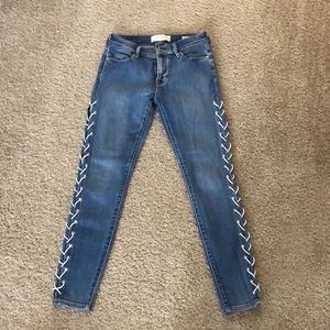 Pacsun jeans size 23